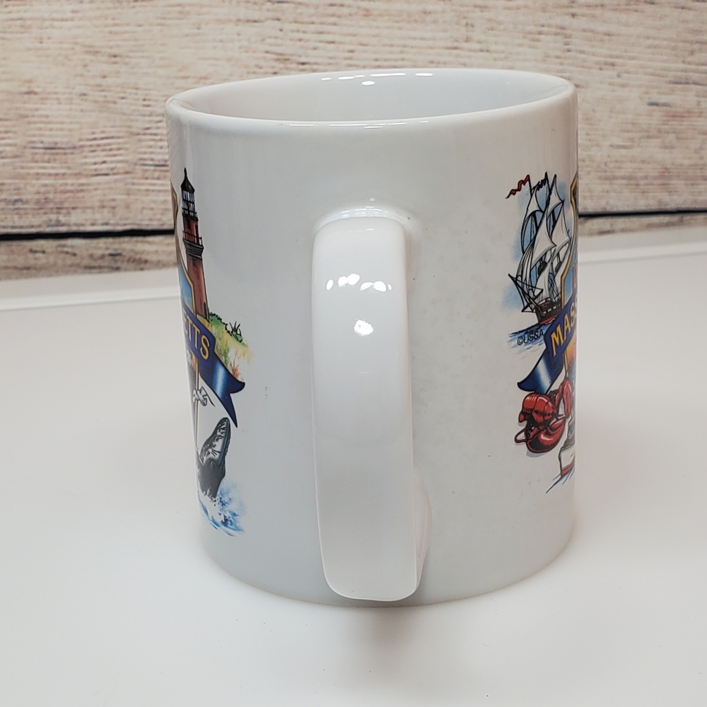 ❌️SOLD❌️ Massachusetts vintage coffee mug - Picture 2 of 5
